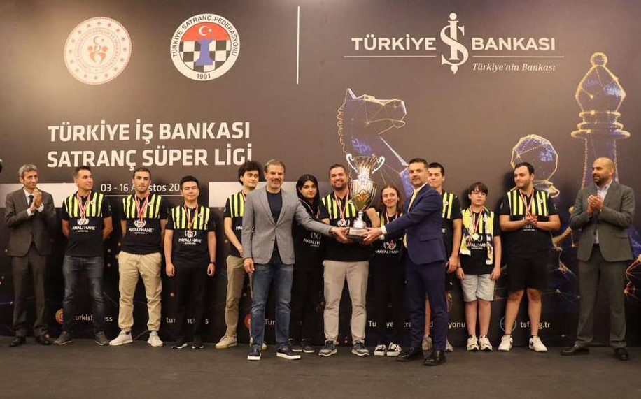 سوپرلیگ شطرنج ترکیه| قهرمانی تیم بردیا دانشور و نایب‌قهرمانی تیم مبینا علی‌نسب