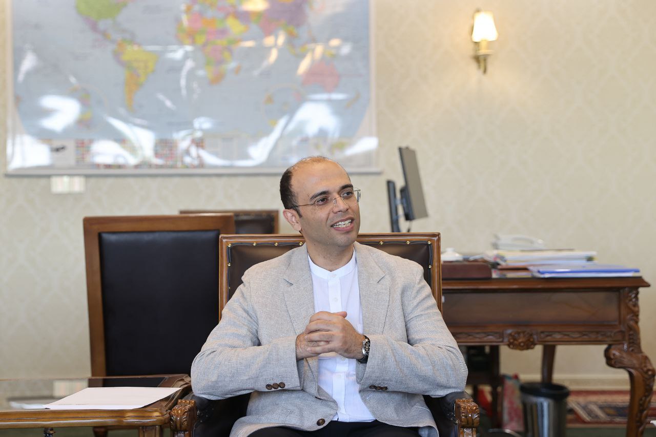 صدیقی: اخلاق حرفه‌ای از همه چیز مهمتر است/ ادعاهای خواهران منصوریان صحت ندارد