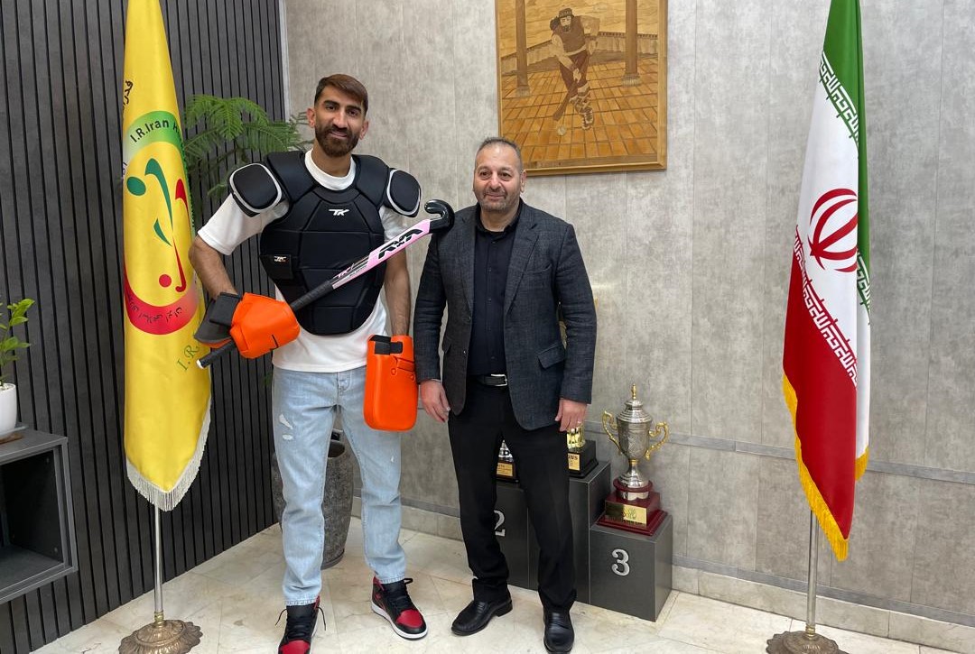 گلری بیرو در دروازه هاکی!/ بیرانوند: حاضرم دروازه بان تیم ملی هاکی شوم+فیلم