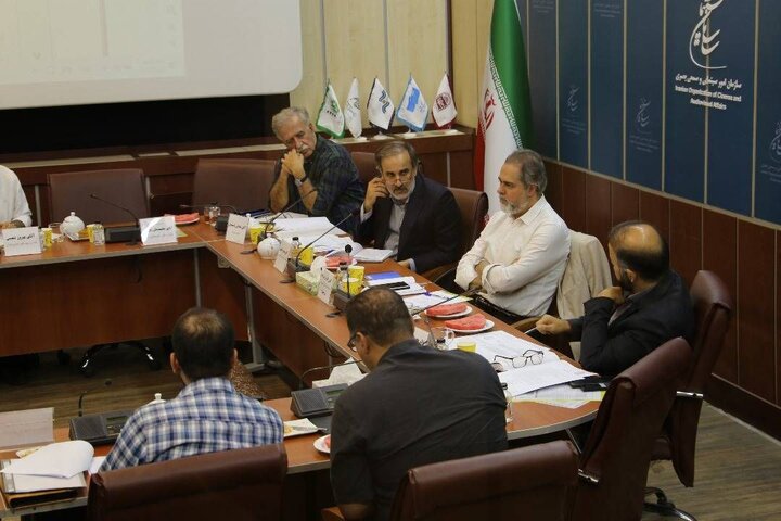 تقویت اقتصاد سینما با «کارت فرهنگ»؛ مساله مالیات سینماگران بررسی شد