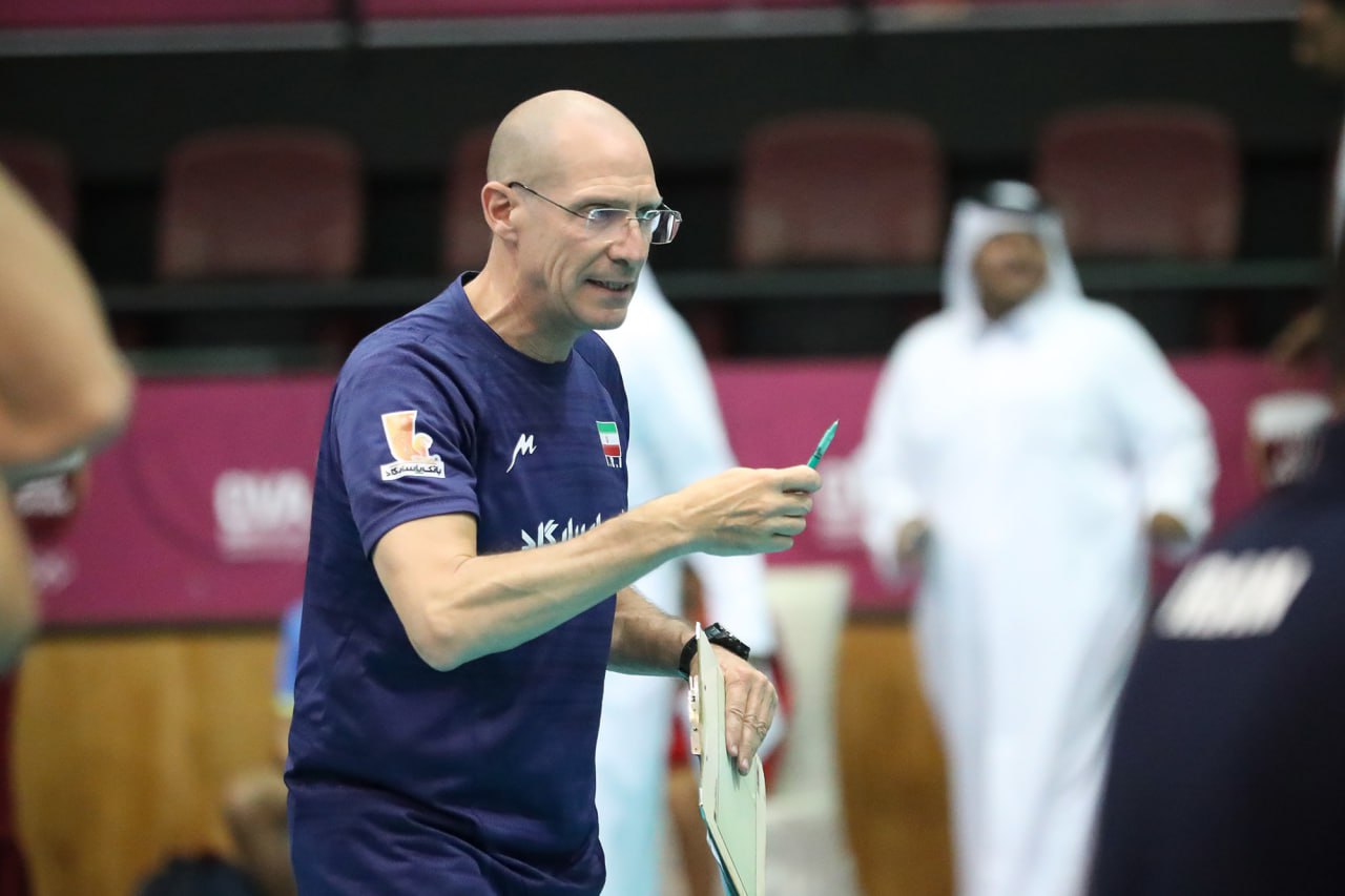 جلسه فوری پیاتزا در رختکن پس از تساوی مقابل قطر/ بردیا آمد؛ نگاه ویژه پیاتزا به بمب روحیه