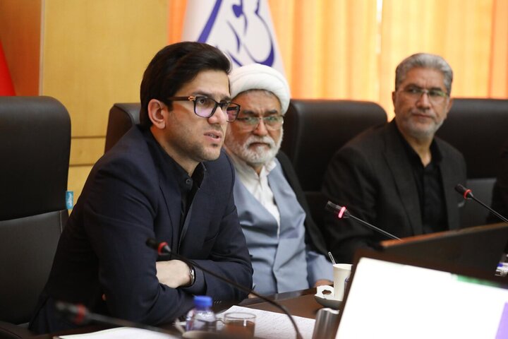 معاون وزیر: ذخایر نفت و گاز کشور ۷۰ درصد نسبت به سال گذشته افزایش یافت