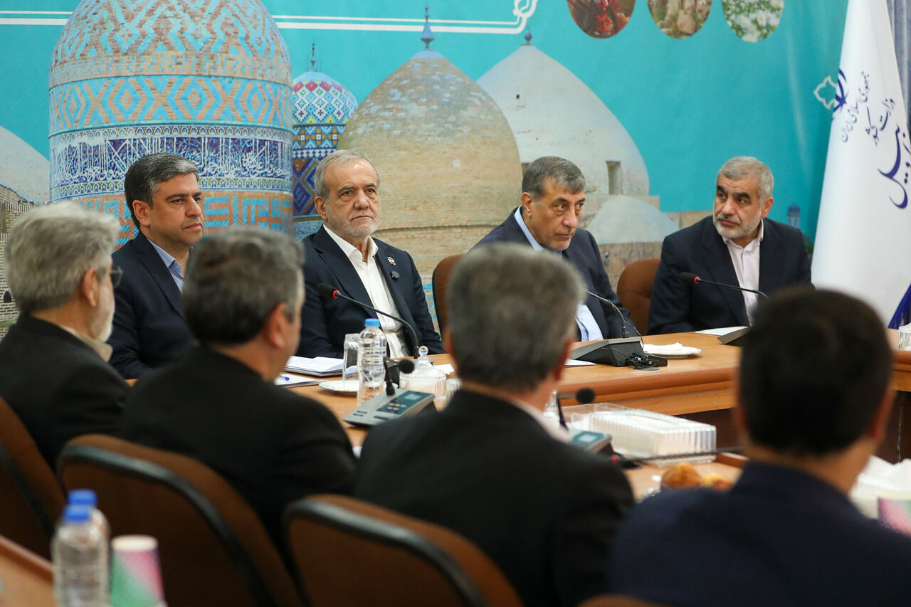  اقتصاد و توسعه کشور نباید متکی به نفت باشد/ ضرورت تعادل بین منابع و مصارف