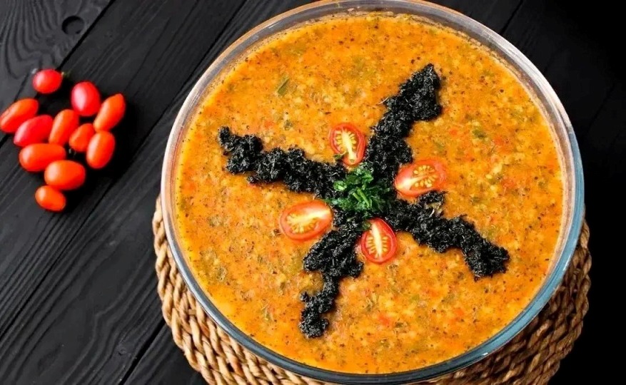 طرز تهیه آش آبغوره تبریزی؛ غذای محلی خوشمزه برای دورهمی‌های پاییزی