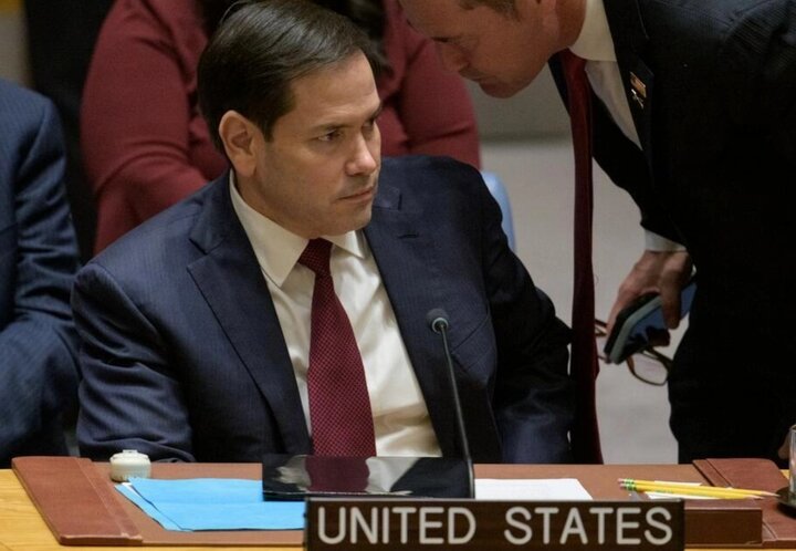 ادعای وزیر خارجه آمریکا پس از اجرایی شدن اسنپ‌بک