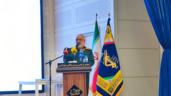 دفاع مقدس ۱۲ روزه، نماد شجاعت و شهامت ملت ایران بود