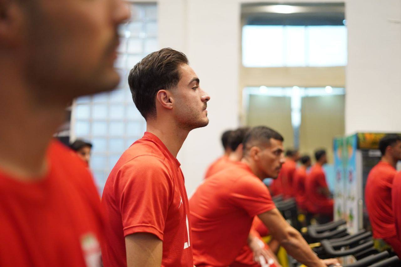 طاهری: با همه رفیقم اما صمیمی نشدم/ جهانبخش کاری کرد زودتر یخم بازم شود