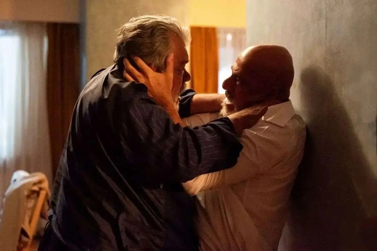 مروری بر حواشی سریال جدید و پرحاشیه شبکه نمایش خانگی؛ «بدنام» و بدنامیِ ناظران