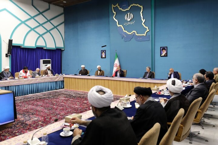 مسجد تنها محل عبادت نیست