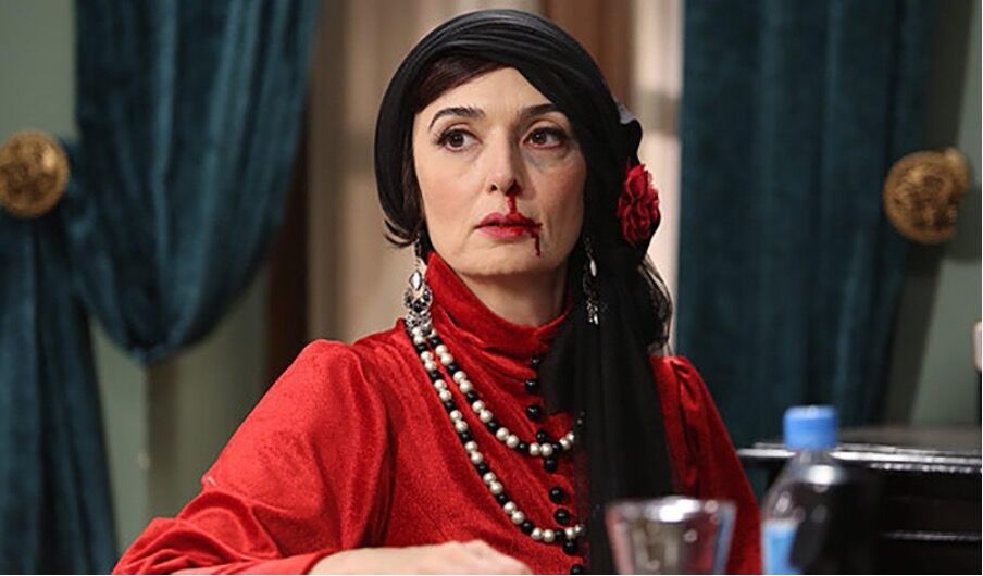 آتنه فقیه نصیری همبازی جواد عزتی در «وحشی ۲» شد