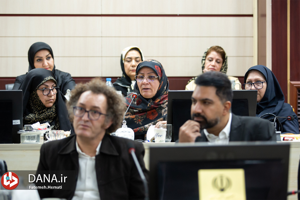 نشست استاندار تهران و وزیر میراث فرهنگی، گردشگری و صنایع دستی