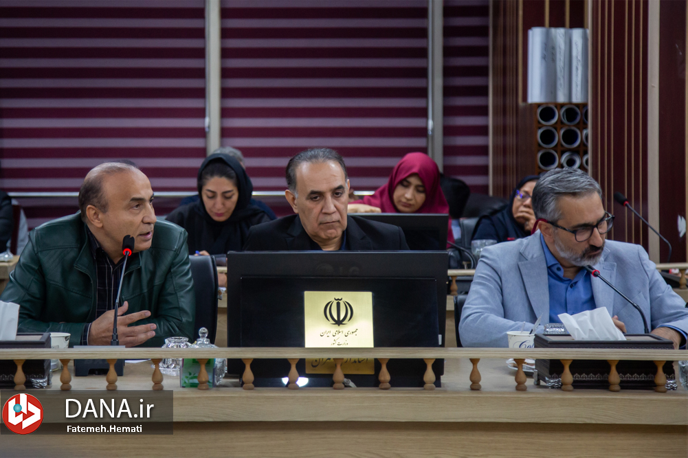 نشست استاندار تهران و وزیر میراث فرهنگی، گردشگری و صنایع دستی