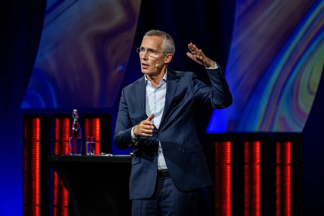 استولتنبرگ: درگیری مستقیم ناتو با روسیه بعید است