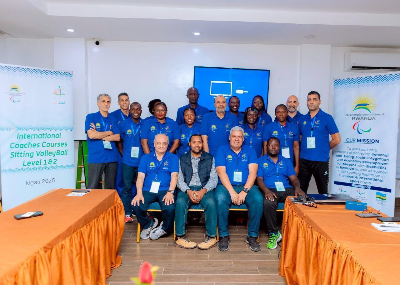 هدایت سرمربی تیم ملی والیبال نشسته در دوره مربیگری پاراوالیبال جهان