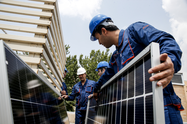 ۱۲۰۰ مدرسه در تهران به پنل خورشیدی مجهز می شوند