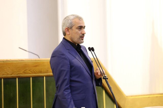 تاکید وزیر اقتصاد بر ادغام کامل بانک آینده در بانک ملی/ بانک‌ها باید در مسیر رشد عدالت‌محور حرکت کنند