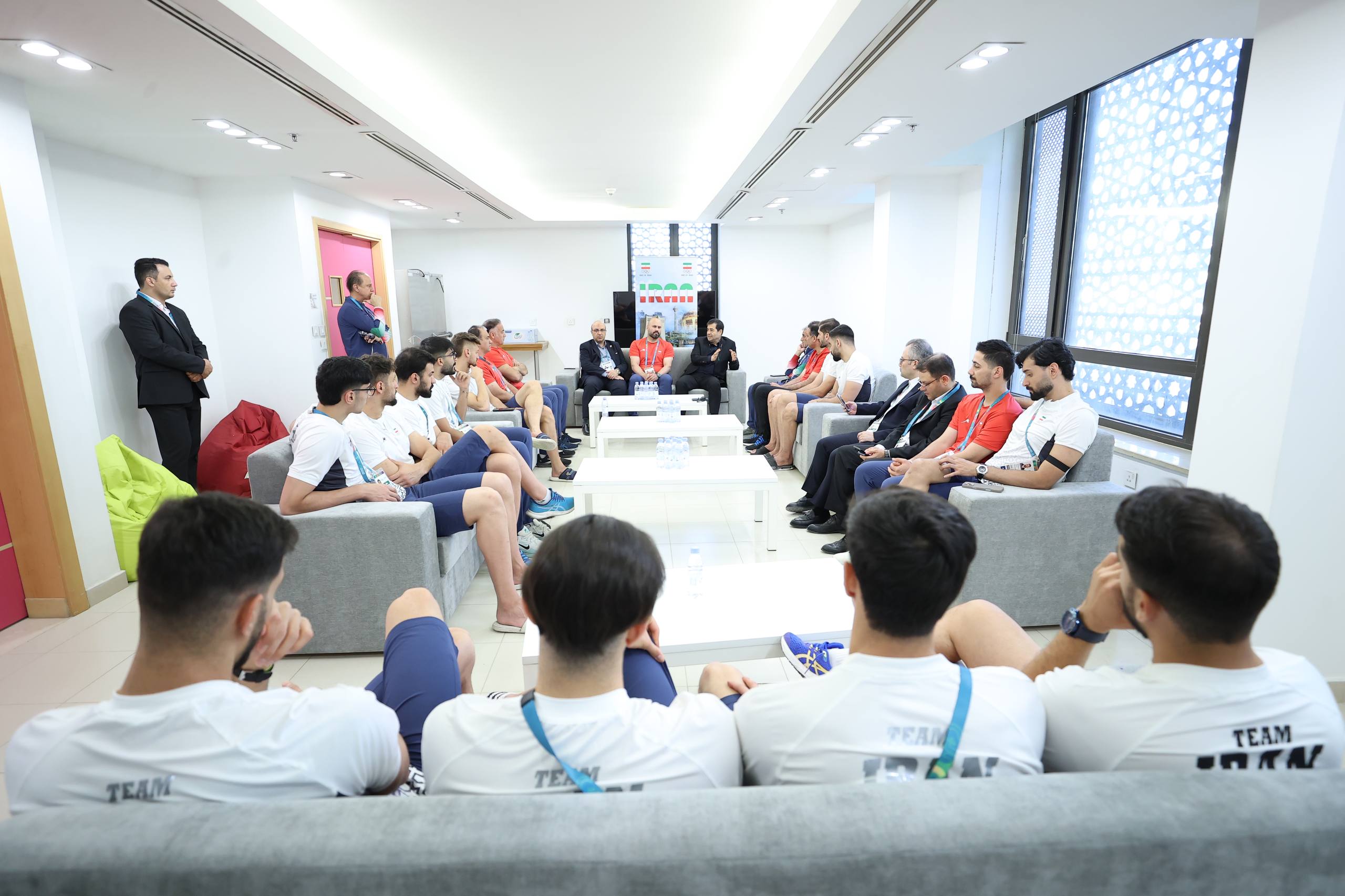 بازیهای کشورهای اسلامی ریاض| بازدید وزیر ورزش از دهکده بازیها/ از دیدار و گفت‌‌وگو با کادر سرپرستی و ورزشکاران تا تسلیت به بازیکنان والیبال