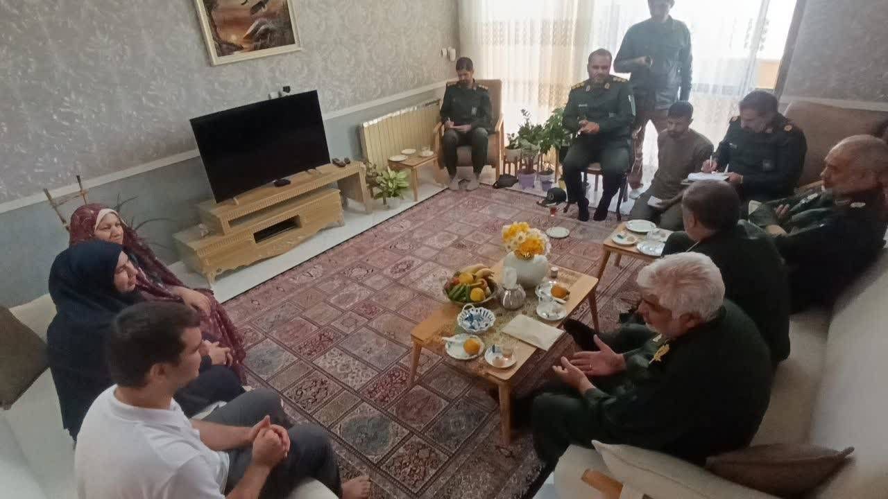 گرامیداشت یاد شهید امنیت پایدار و تجلیل از فداکاری‌های او در راه حفظ امنیت کشور