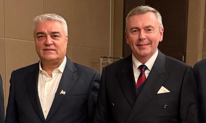 دیدار رئیس فدراسیون بولینگ و بیلیارد ایران با رئیس فدراسیون حرفه‌ای‌های اسنوکر جهان