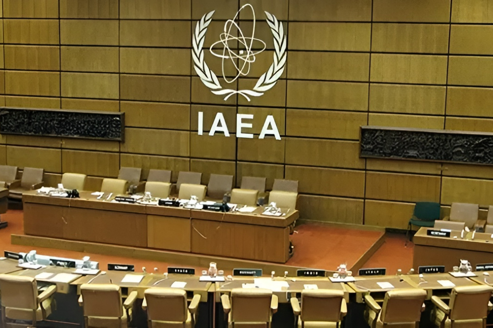 شورای حکام عروسک کوکی تروئیکای اروپا!/تضعیف ژئوپولتیک ایران رویای دست نیافتنی غرب!