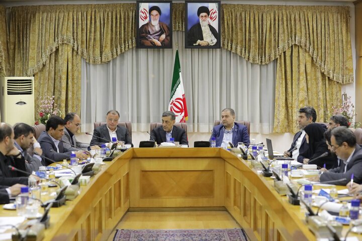 توسعه باید به سمت مرزها حرکت کند