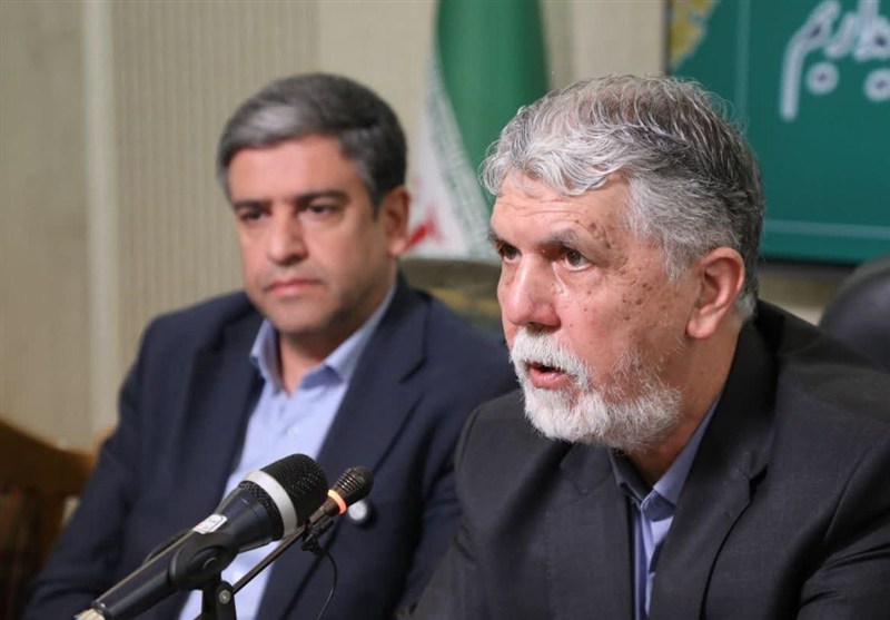 سقوط تدریجی کتابخوانی در جامعه/مبارزه با قاچاق کتاب در اولویت