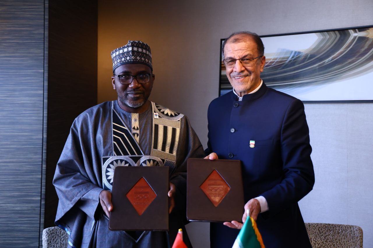  امضای تفاهم نامه همکاری با کمیته المپیک گامبیا 