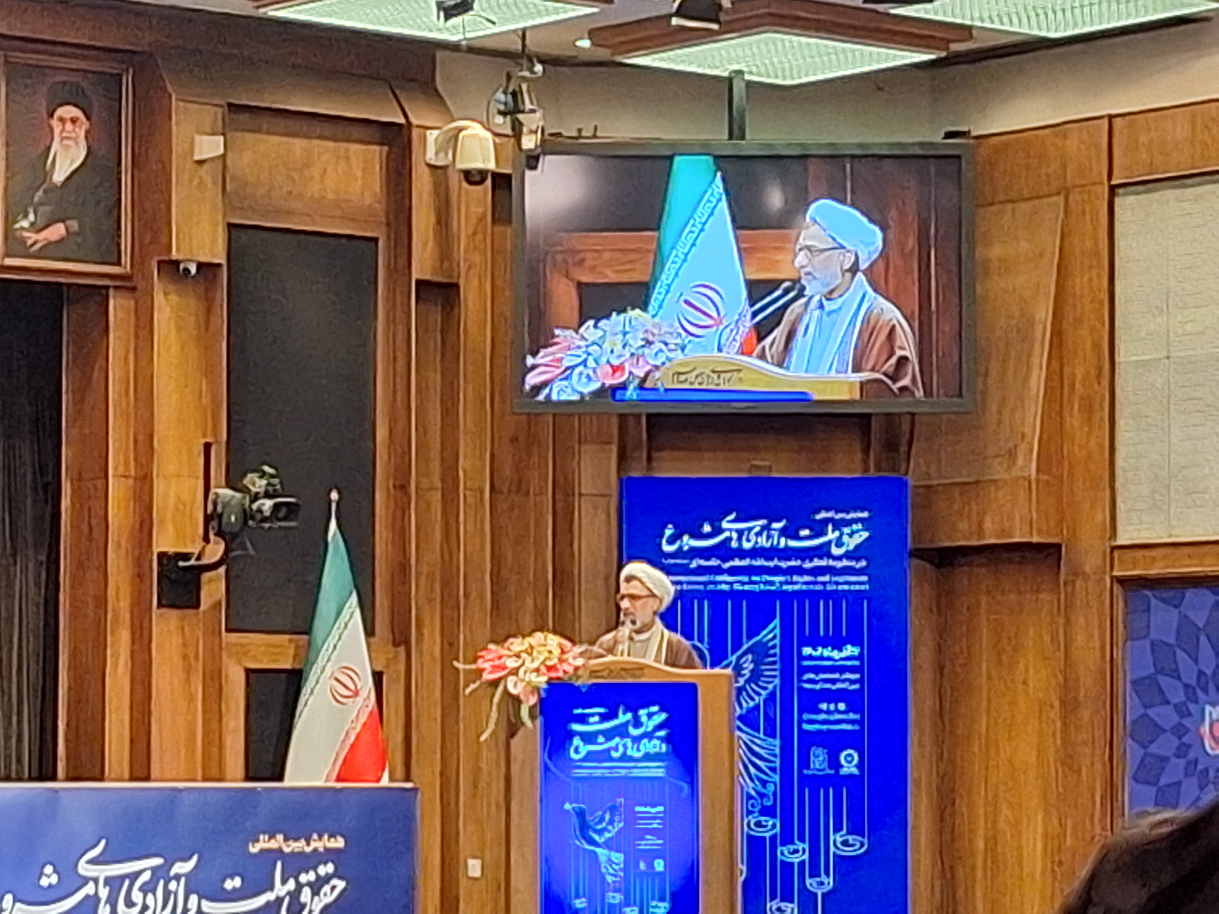 حق و آزادی در منظومه فکری رهبر انقلاب تابع حقیقت و تکلیف است