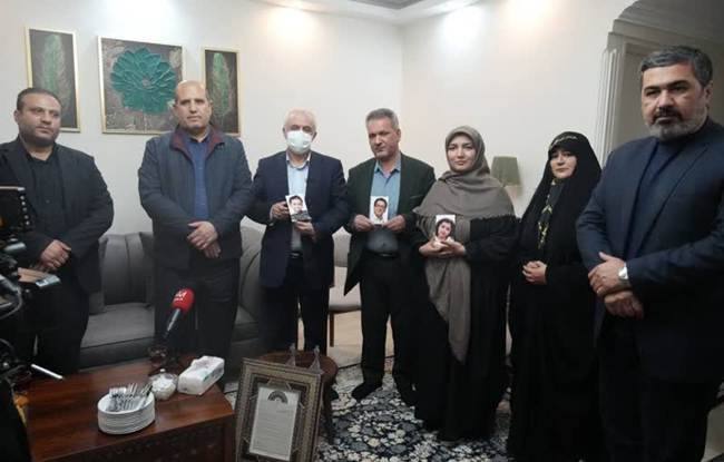 توجه به روایت‌گری زندگی شهدا به ویژه شهدای نخبه علمی/ حفظ وحدت و انسجام بین مردم با یاد و خاطره شهدا