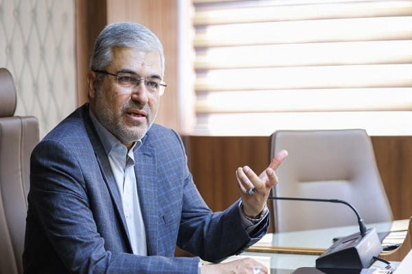 مدافع حق و حقوق نظامیان عزیز در مجلس هستیم