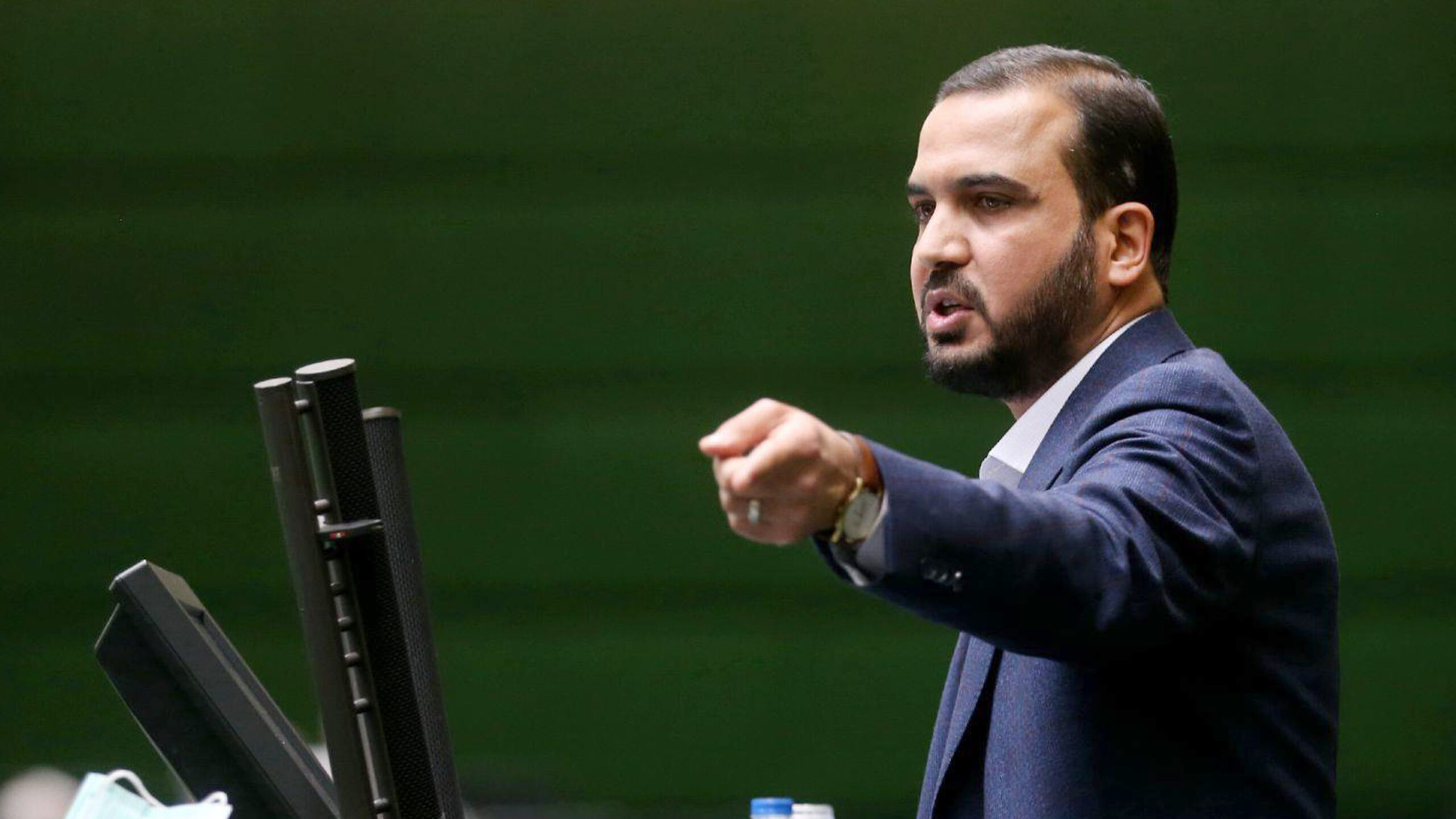 تیم اقتصادی دولت پزشکیان بی‌برنامه است/ مسئولان اجرایی وقتشان را صرف حواشی کردند تا از پاسخگویی درباره بی‌برنامگی فرار کنند