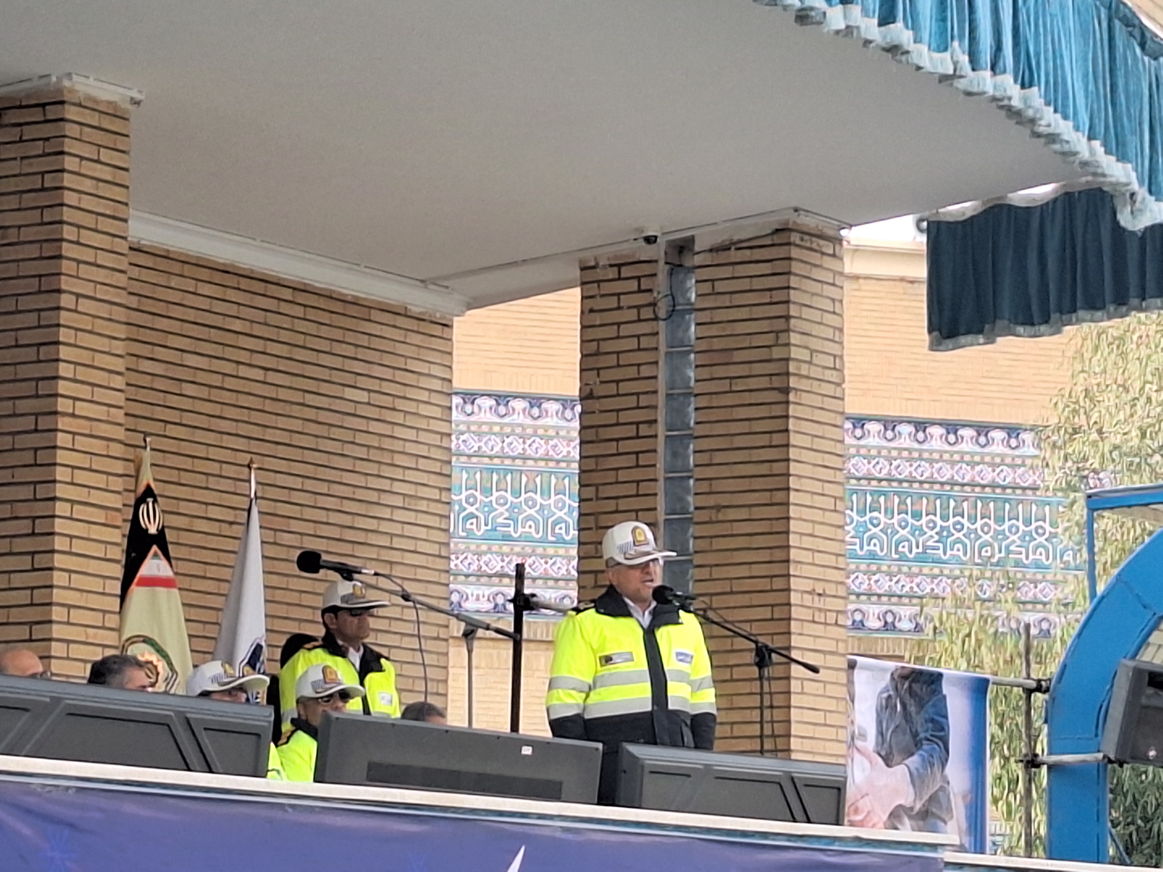 طرح ترافیکی زمستان ۱۴۰۴ با استقرار ۹۱ هزار نیروی امدادی و انتظامی در جاده‌های کشور