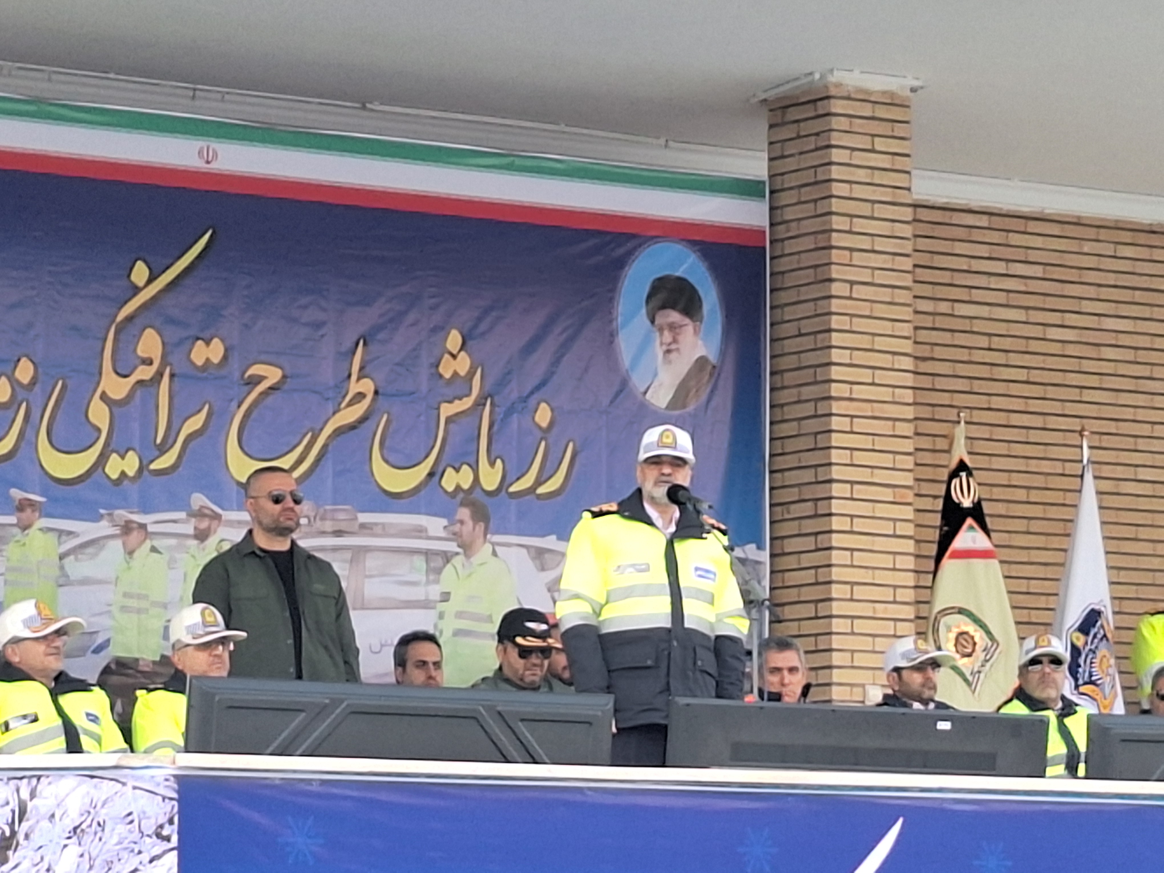 مرگ سالانه ۲۰ هزار ایرانی در جاده‌ها زیبنده کشور نیست / بسیج ۹۱ هزار نیروی امدادی برای زمستان ۱۴۰۴