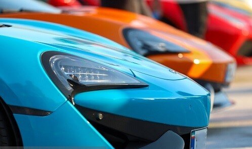 سهمیه بنزین خودروهای خارجی با موتور بالای ۱۳۰۰ سی‌سی حذف شد