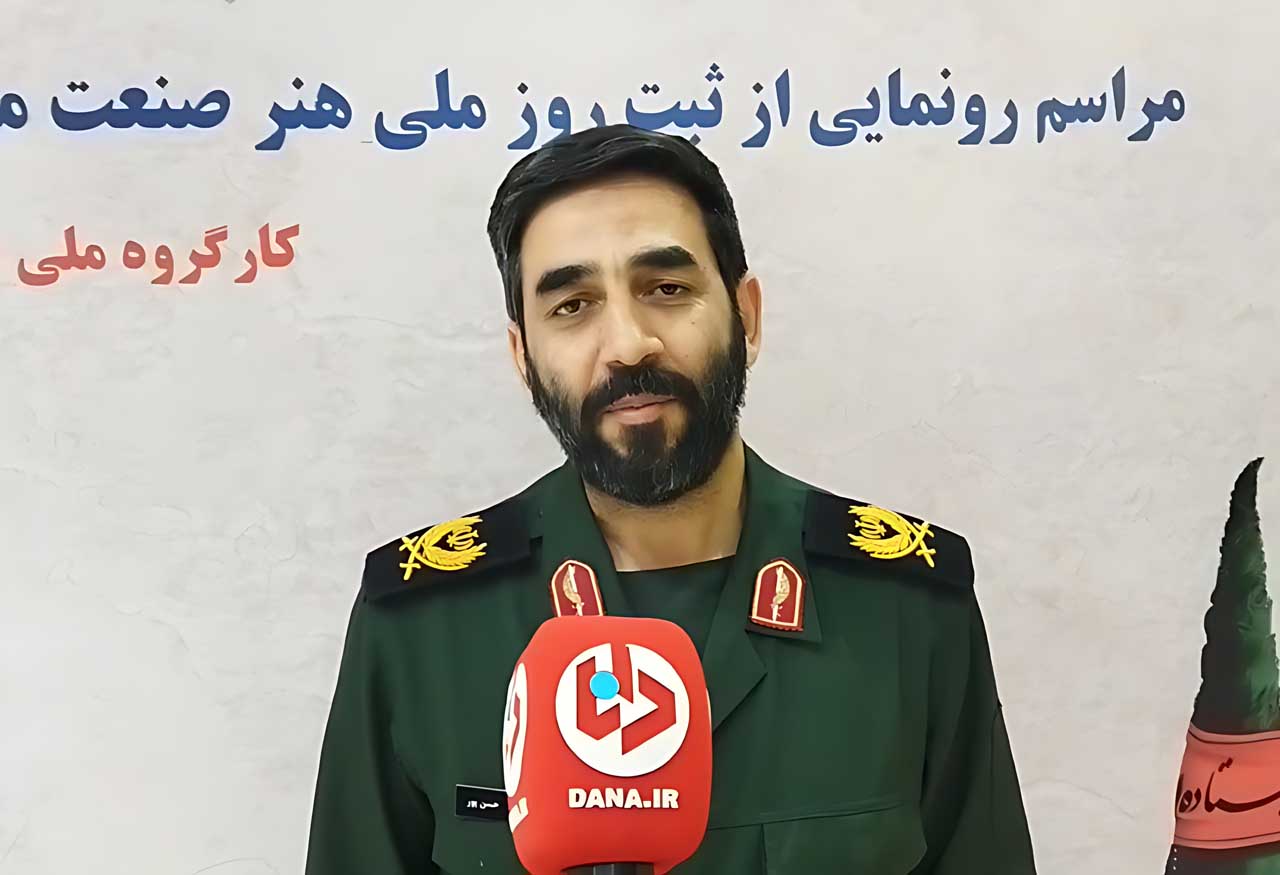 رونمایی از روز ملی هنر و صنعت مبلمان در تقویم رسمی/ تجلیل از خانواده شهدا و چهره‌های ماندگار صنف درودگران+فیلم