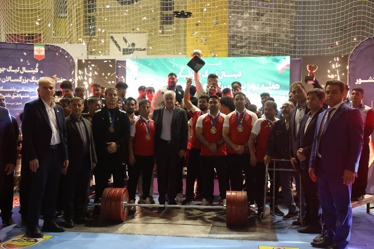 لیگ وزنه برداری جوانان| هت‌تریک قهرمانی مناطق نفت خیز/ 2 رکورد جهانی شکسته شد