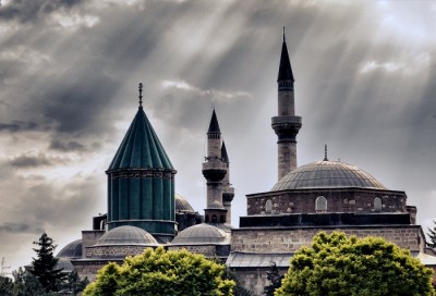 مولانا؛ شوالیه‌ مدارا در اقلیم عقل و شمشیر