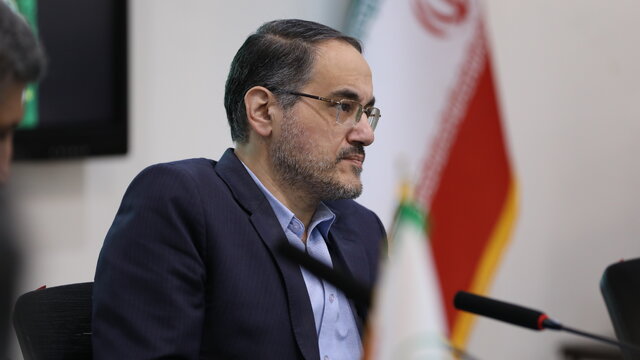 برخورد با شبکه مافیایی دور زدن تحریم ها؛ لازمه حل مشکلات معیشتی مردم