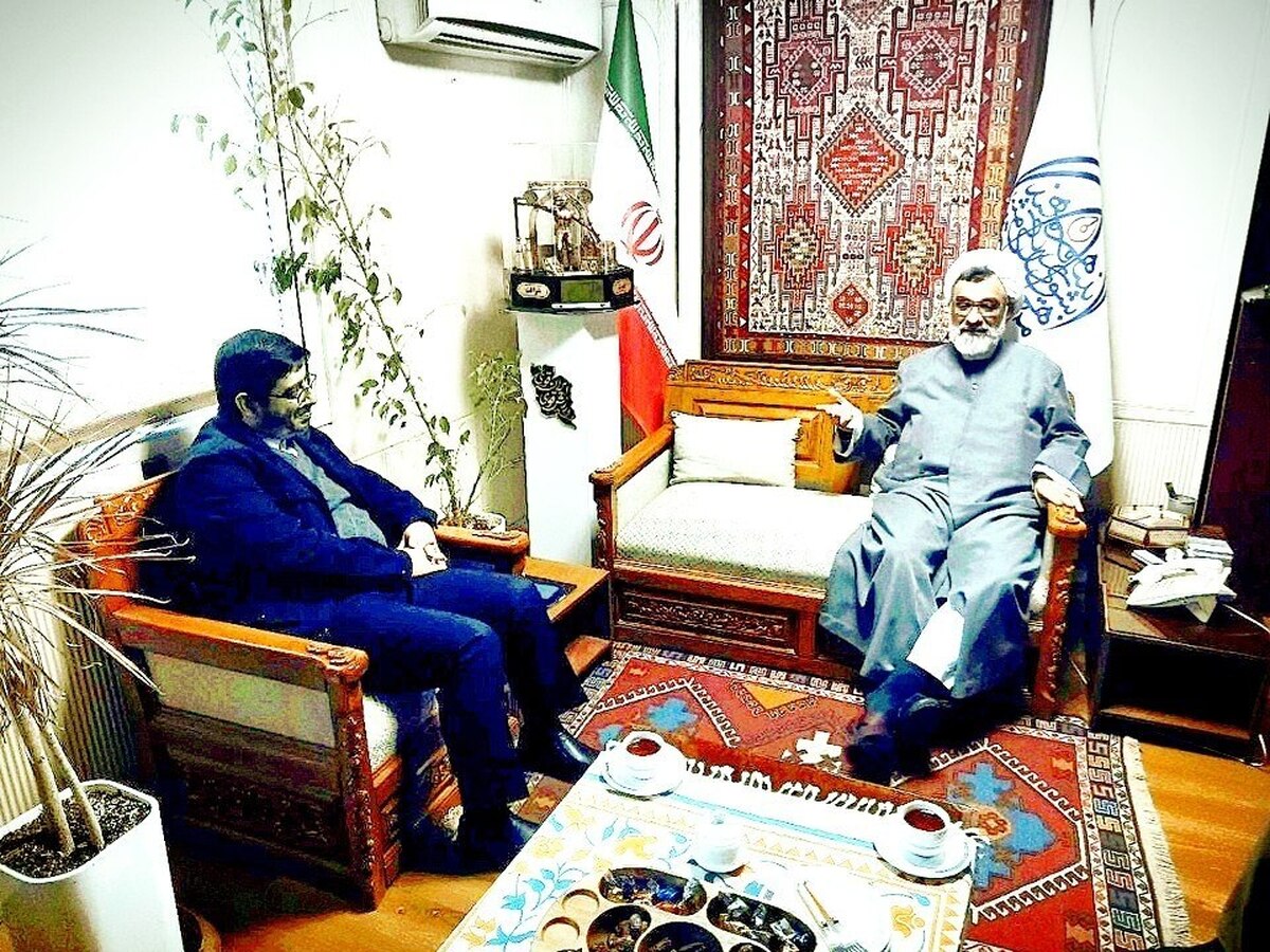  تأکید بر جایگاه راهبردی فرهنگ و هنر در تبیین ارزش‌ها