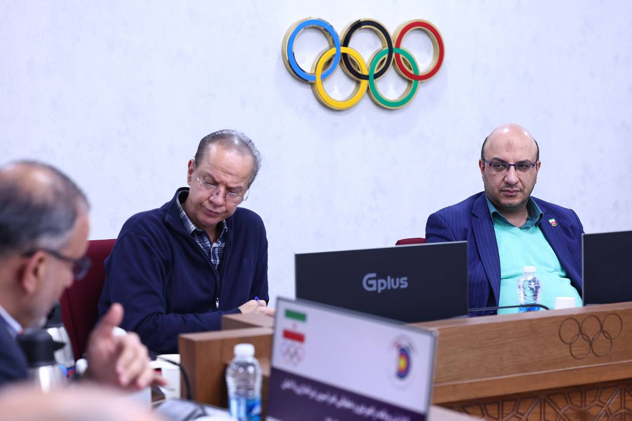 برگزاری جلسات کمیته المپیک با فدراسیون های تیروکمان، رزمی، بدمینتون و بسکتبال/ مسئولین 4 فدراسیون چه گفتند؟