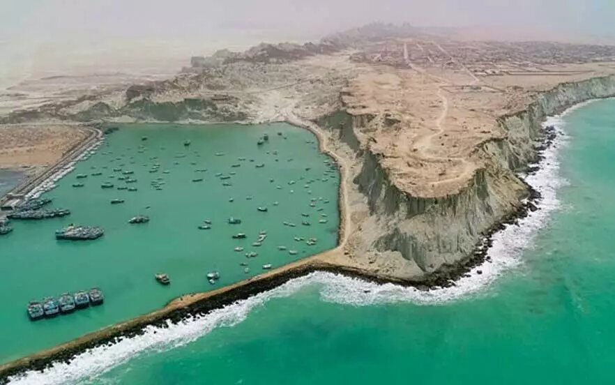 روستای درک؛ جایی که رویای هم‌نشینی کویر و دریا در ایران به حقیقت می‌پیوندد
