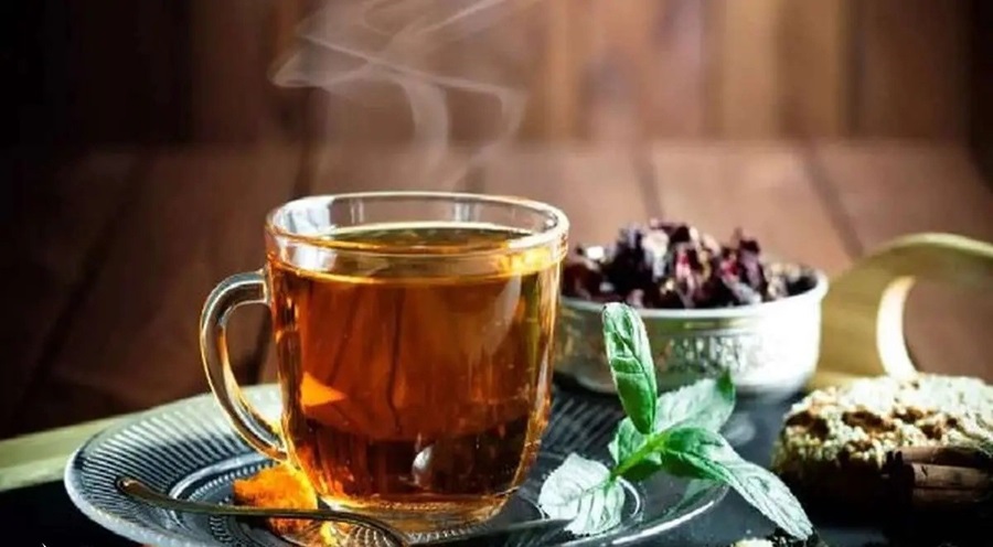 آیا نوشیدن چای واقعاً تراکم استخوان را افزایش می‌دهد؟