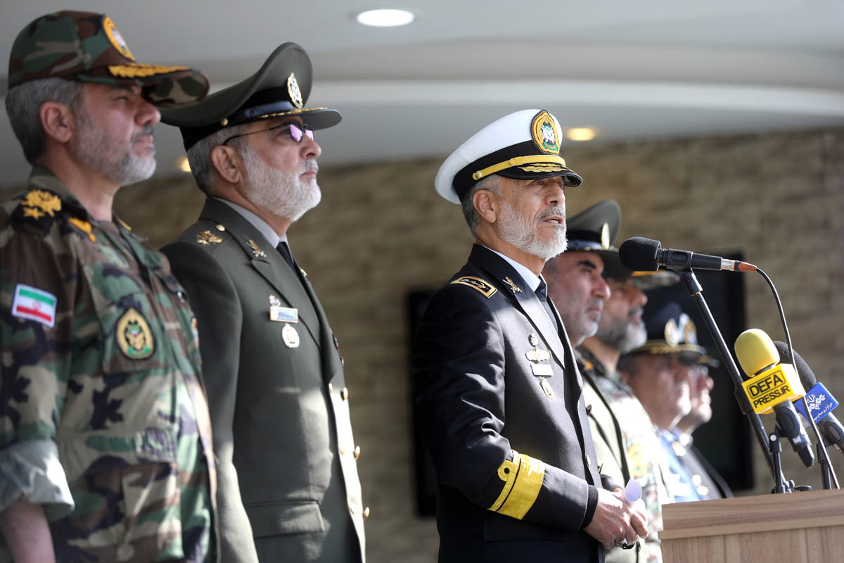 ملت ایران سرافرازانه و با صلابت، پای ارزش‌ها و آرمان‌های انقلاب اسلامی ایستاده است/ جنگ امروز، نبرد اراده‌ها، خواسته‌ها و استقامت‌هاست