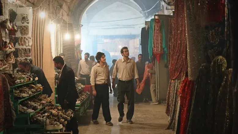 «کوچ» روایتی متفاوت از زندگی حاج قاسم؛ چرا مخاطب تا انتها منتظر می‌ماند؟