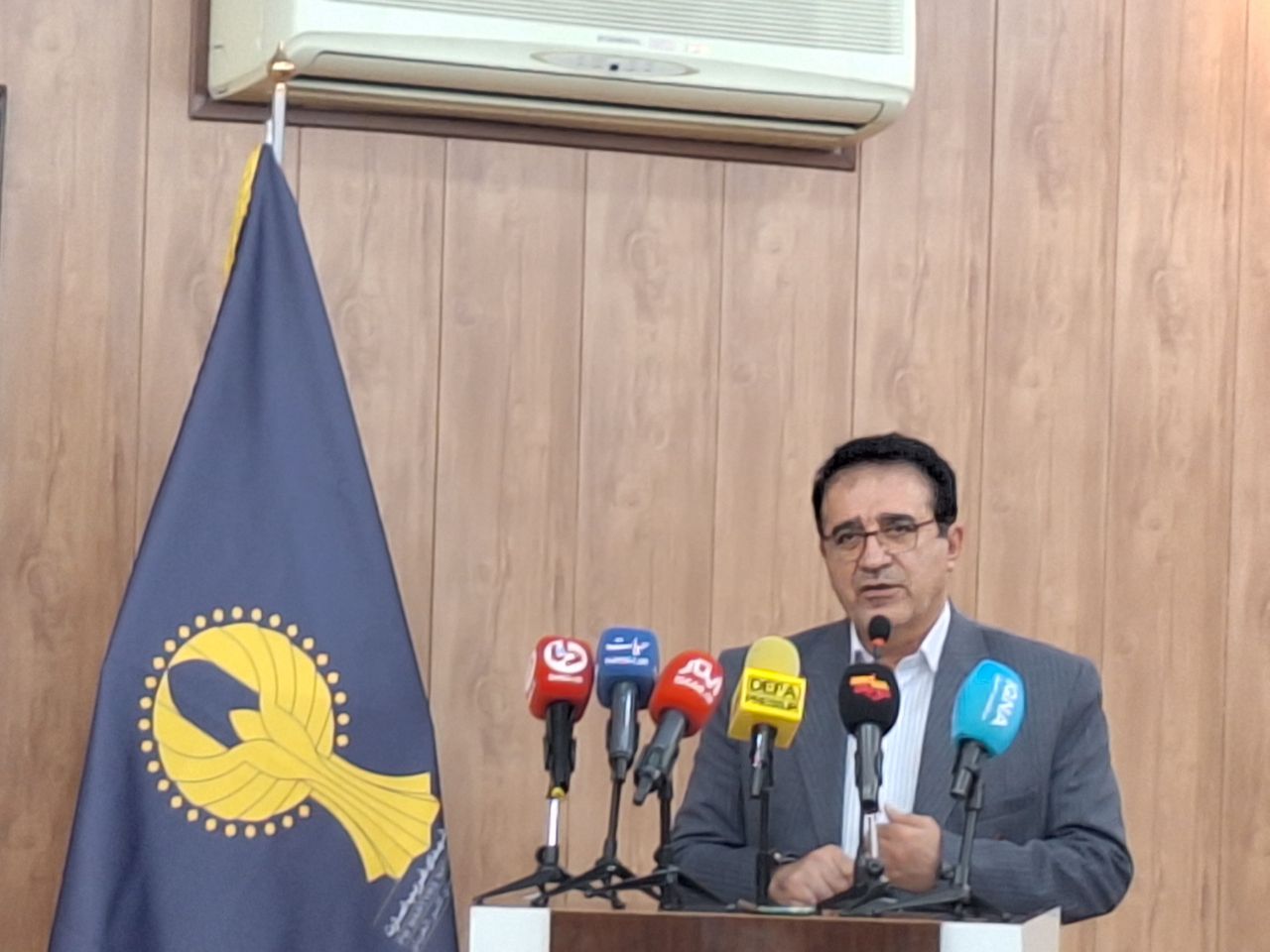 بنیاد شهید و حوزه‌های فرهنگی باید دستاوردهای انقلاب و ایثارگری را تبیین کنند