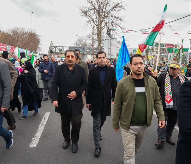 شکوفایی صنعتی نشانگر استقلال طلبی و اقتدار ملی است