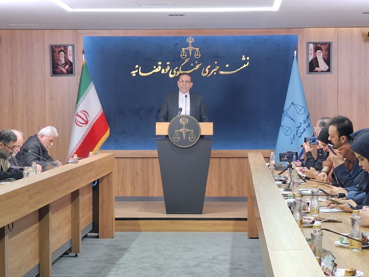 رمز ملت ما مقاومت است و این مقاومت دشمن را به زانو در خواهد آورد/ قطعنامه پارلمان اروپا فاقد ارزش حقوقی است