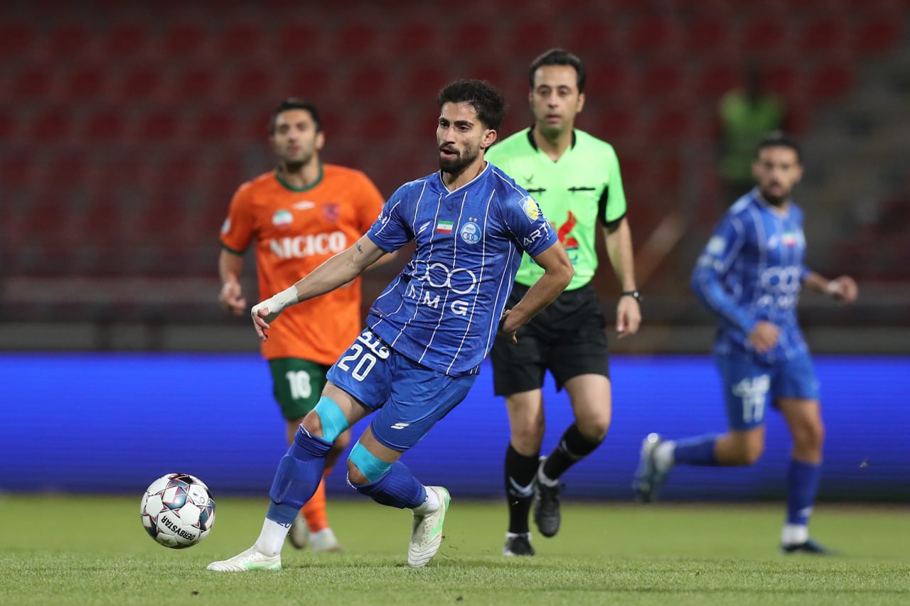 لیگ برتر فوتبال| بازگشت آبی ها به برد بعد از ساپینتو/ استقلال به صدر پرید