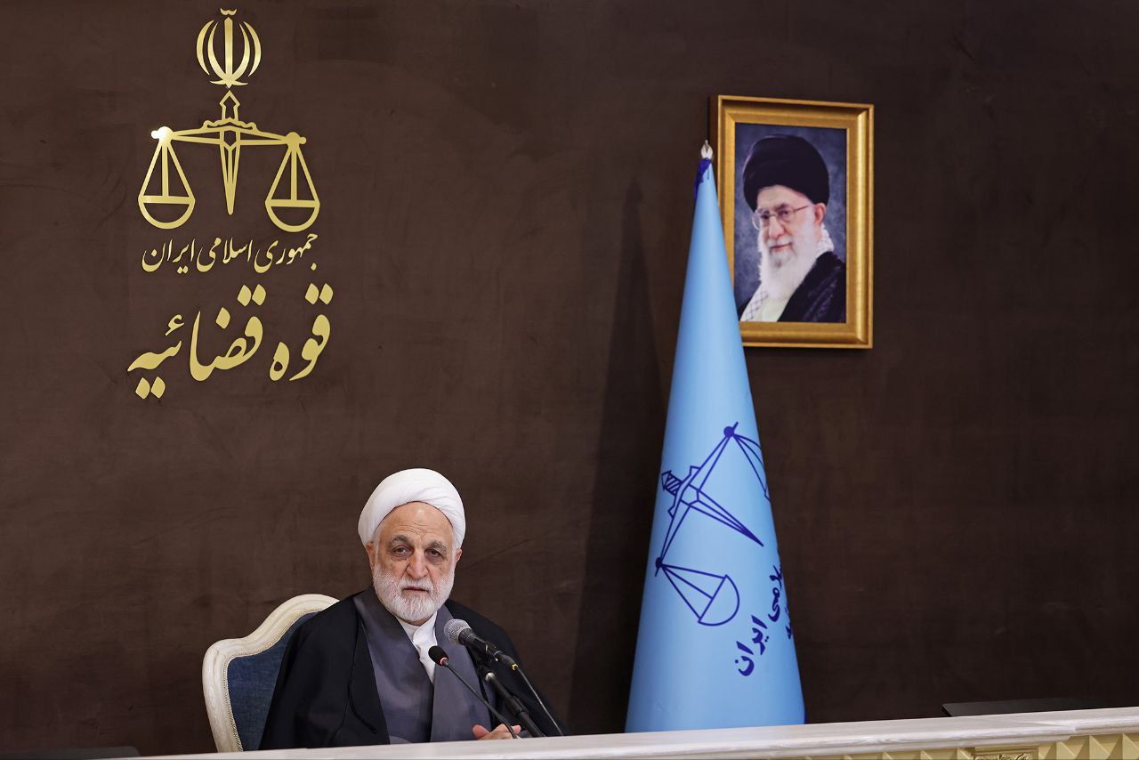 عدالت و مبارزه با فساد اولویت دستگاه قضایی است