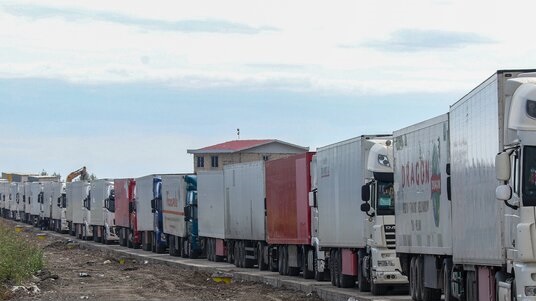 دستور ویژه برای حل مشکلات حمل‌ونقل جاده‌ای میان ایران و آذربایجان